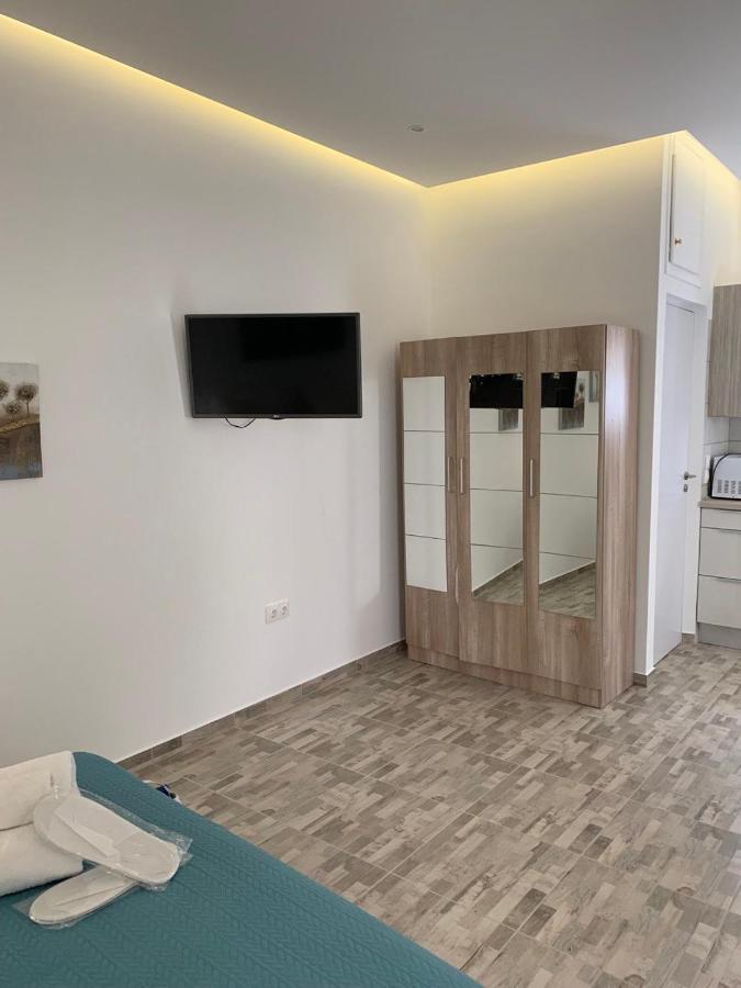 Santorini Studio For 2 Person In Athens Near Sea& Center Apartamento Exterior foto